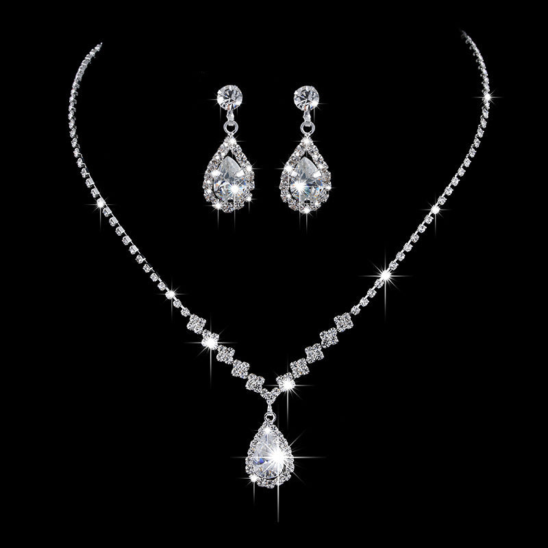 Elegant Necklace & Earring Set