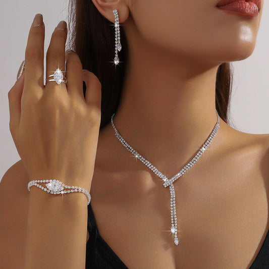 Luxury Rhinestone Jewelry Set – Necklace, Earrings, Bracelet & Ring